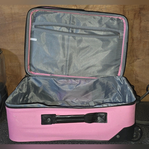 Pink Suitcase - Picture 3 of 6